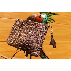 exquisite crocheted bamboo straw clutch - handcrafted and unique online kaufen bei ankrela "andrea's kreativ laden"